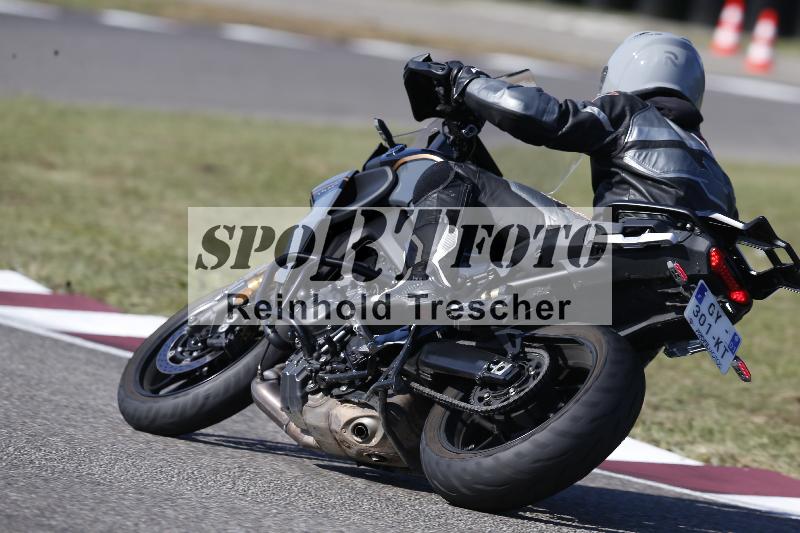 Archiv-2025/49 26.08.2025 Cornu Master School ADR/blau-bleu/45